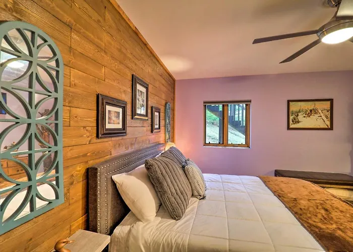 Cozy Getaway - Steps To Beech Mountain Resort!